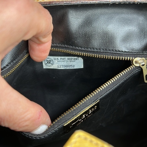 Meyers Croc Embossed Leather Mustard Yellow Crossbody Top Flap Feed Bag Purse - Picture 12 of 16